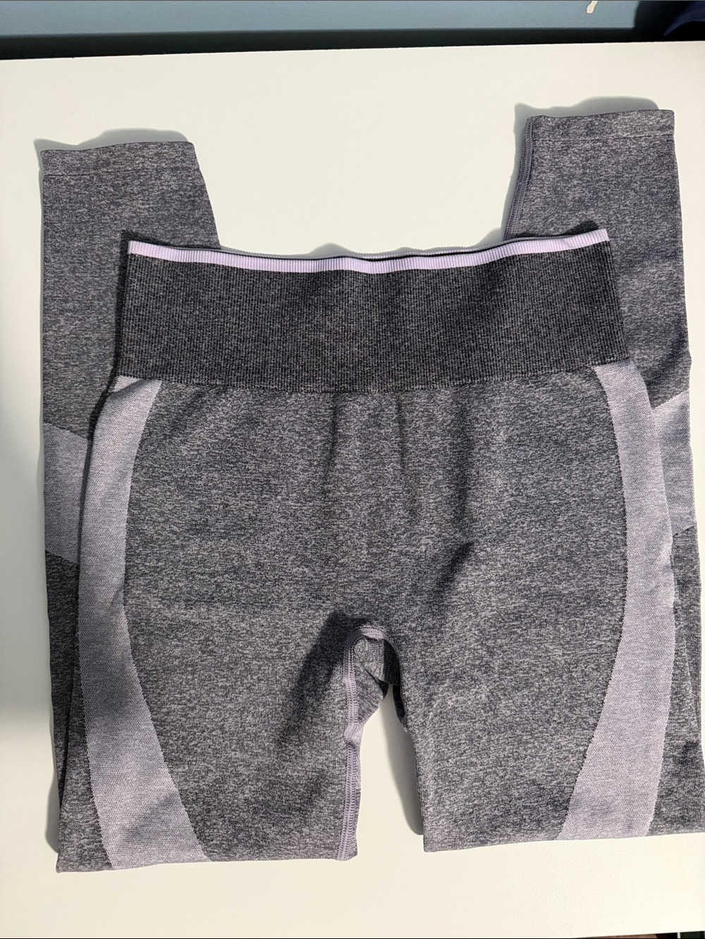 PINK Victoria's Secret Gray Seamless High-Waist Leggings with Light Pink Trim